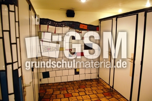 Hundertwasser Village_18.JPG